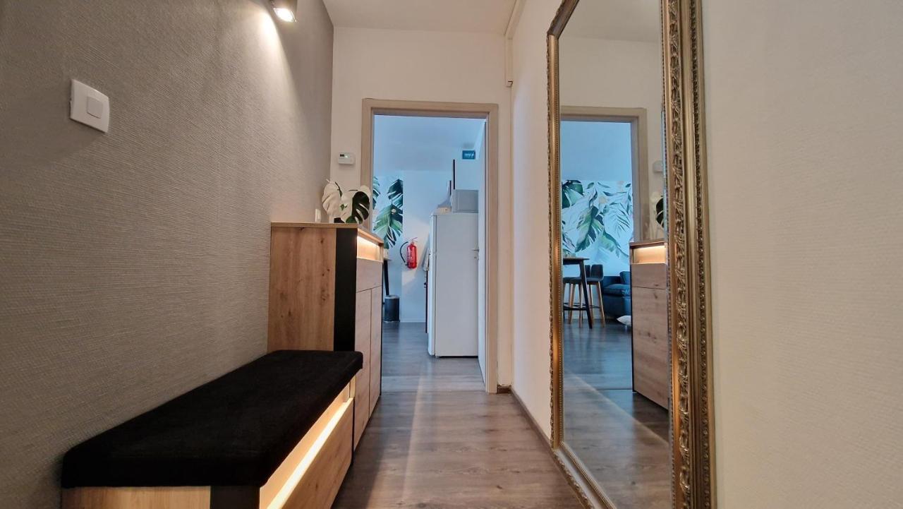 King Bed 4 People Near Basel, Switzerland, Weil Am Rhein, Loerrach, Germ'Any, Near Airport Apartment Saint-Louis  Exterior photo
